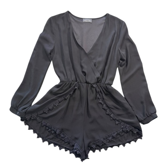 Astr Pants - ASTR Label Black Lace Trim Romper S Long Sleeve Party Elegant Romantic EUC‎